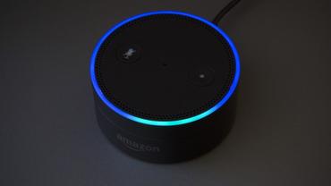 amazon-echo-dot-lit-up